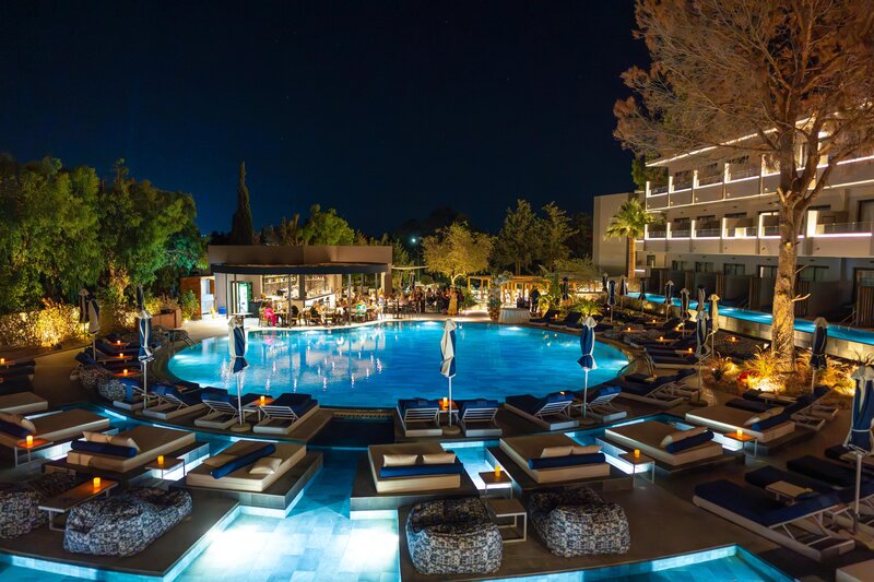 Cabu Pool Bar photo 2